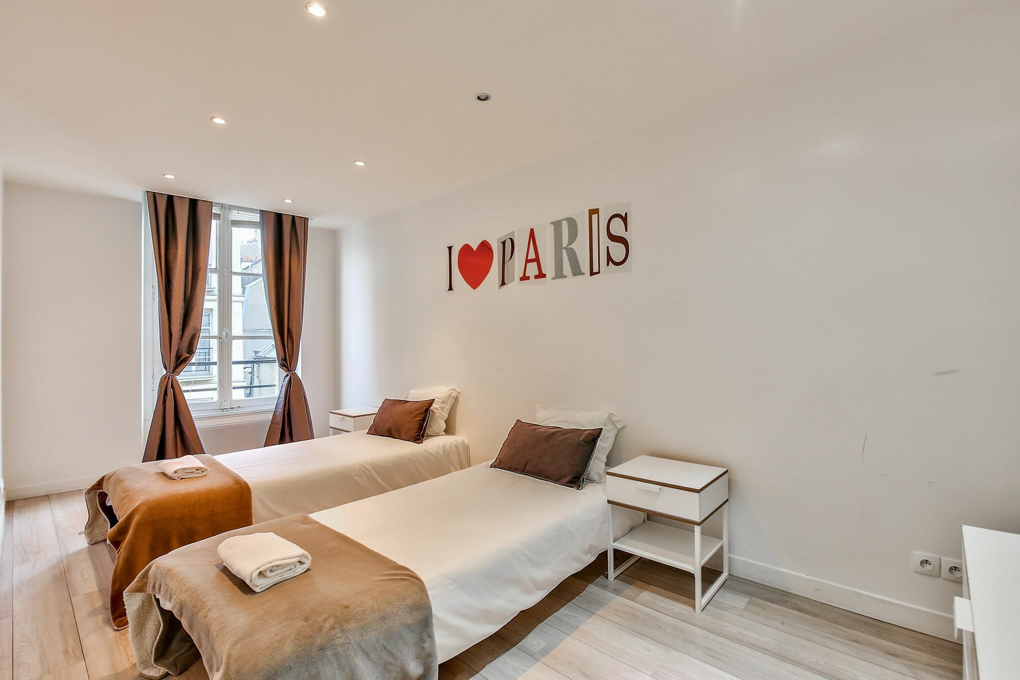 03 Best Flat Montorgueil 2 Париж Екстериор снимка